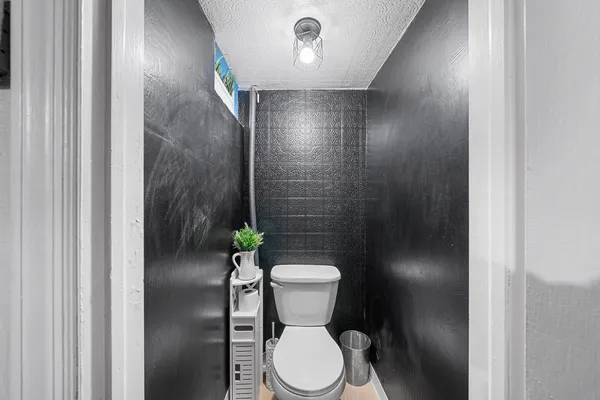 $199,000 | 223 St Laurence Road, Upper Darby, PA 19082