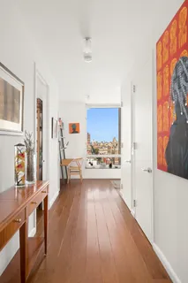 $2,800,000 | 150 Columbus Avenue, Unit 22F | Upper West Side