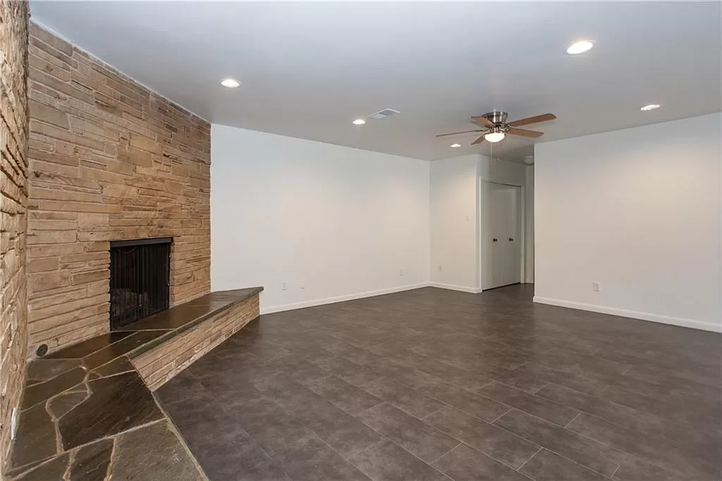 616 Edgefield Road Fort Worth, TX 76107 - Photo 15 of 35