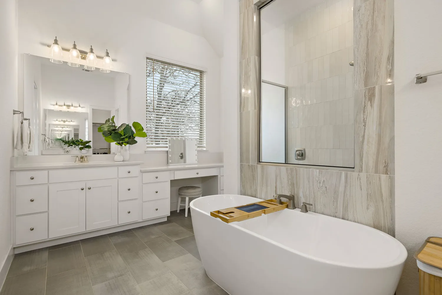 $615,000 | 412 Great Lawn Bend, Liberty Hill, TX 78642