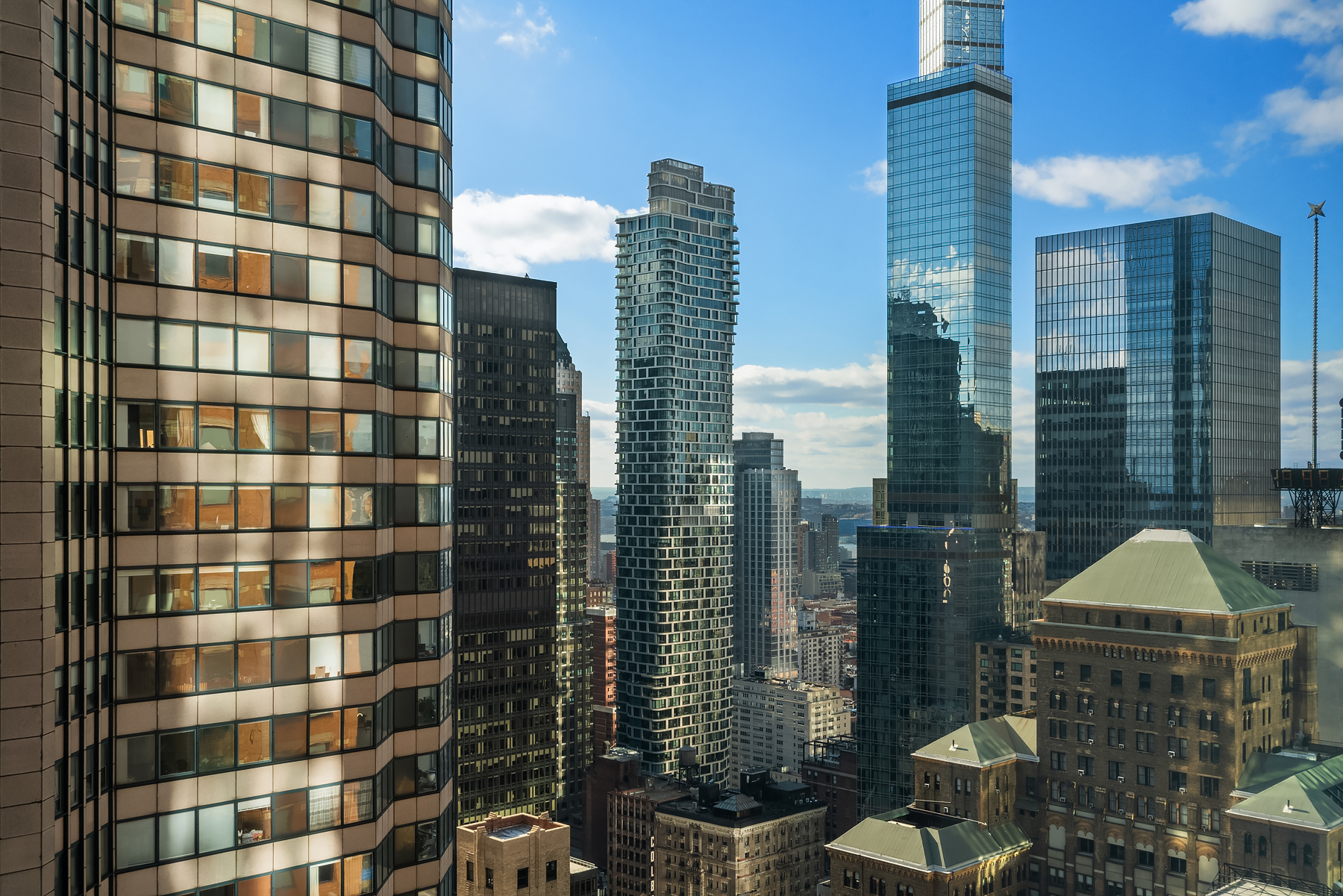 146 West 57th Street, Unit 48D Manhattan, NY 10019 - Photo 21 of 36