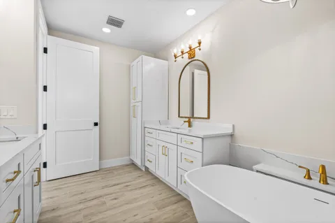 $3,950,000 | 422 South Ocean Drive, Hutchinson Island, FL 34949