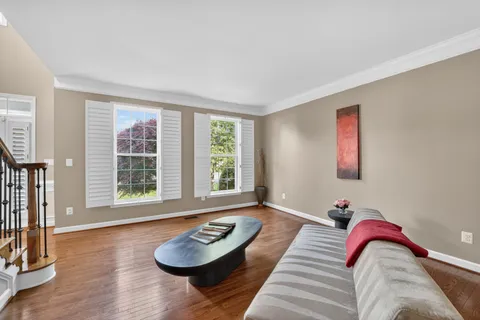 $1,400,000 | 6200 Guilford Drive, Alexandria, VA 22310