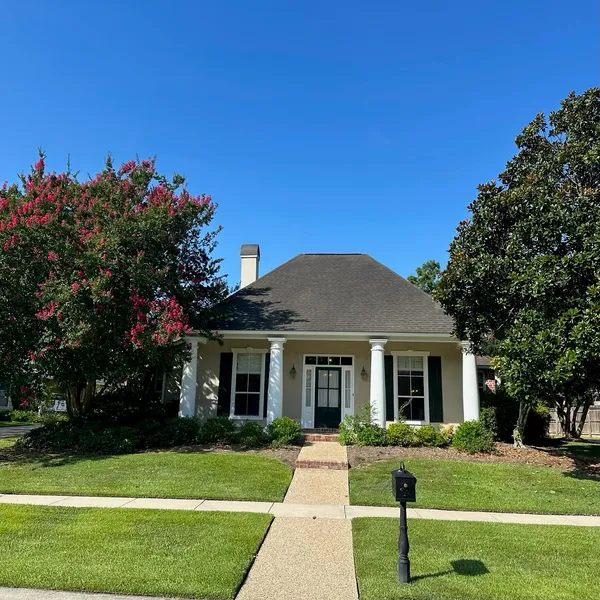 $325,000 | 10146 Glen View Avenue, Baton Rouge, LA 70809