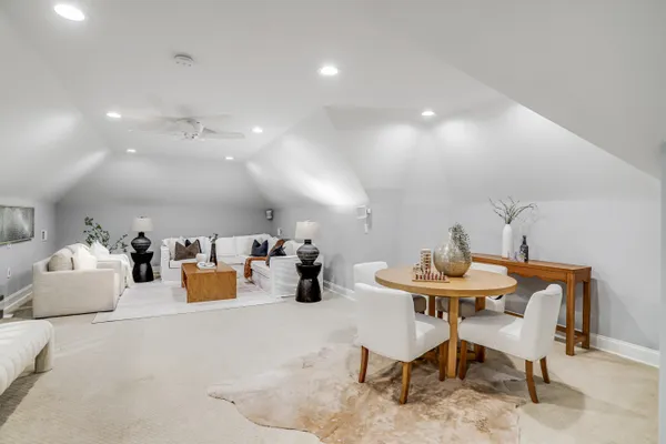 Contact Agent | 419 U Street Northwest, Washington, DC 20001