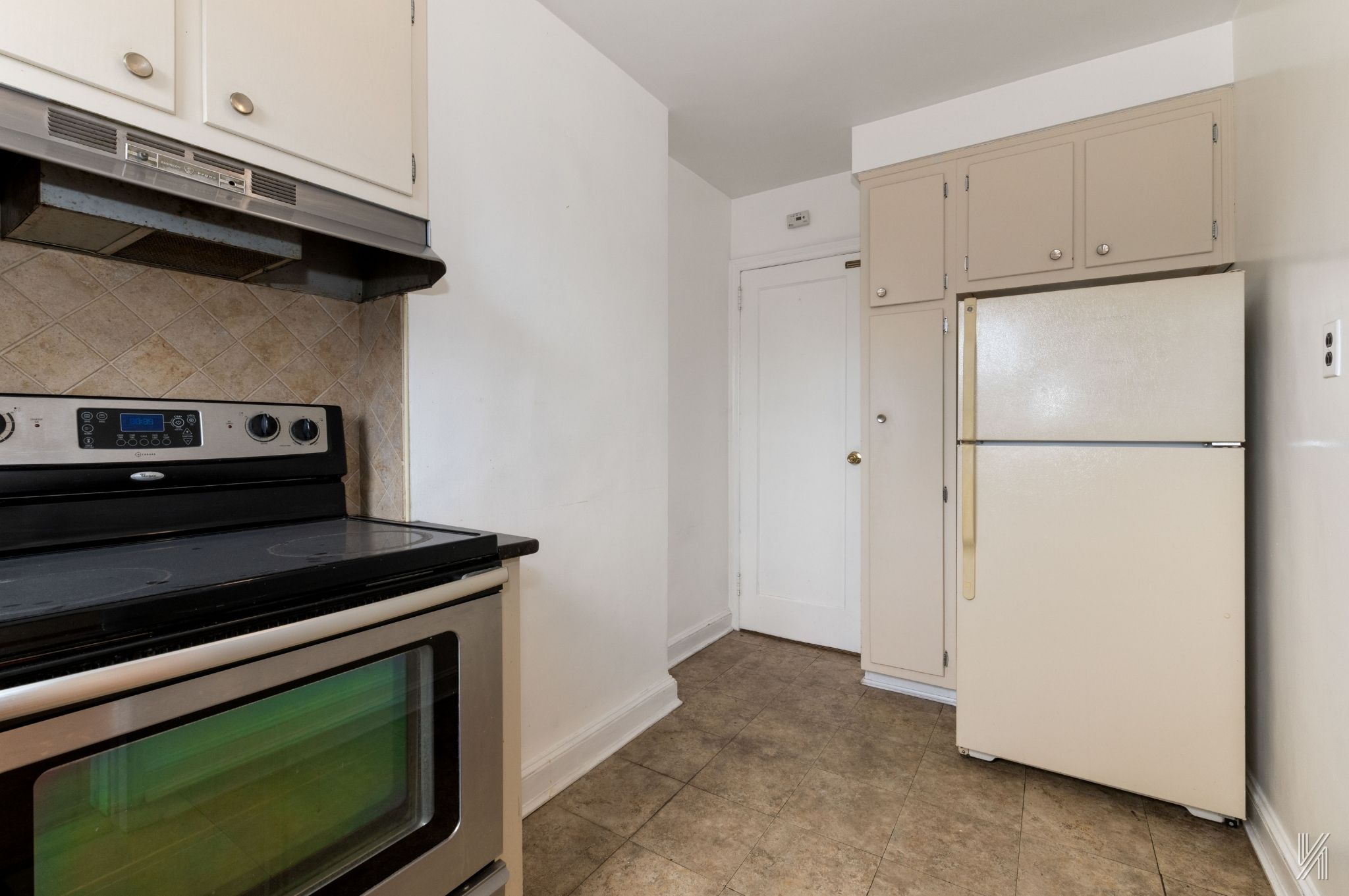 20-29 28th Street Queens, NY 11105 - Photo 10 of 28