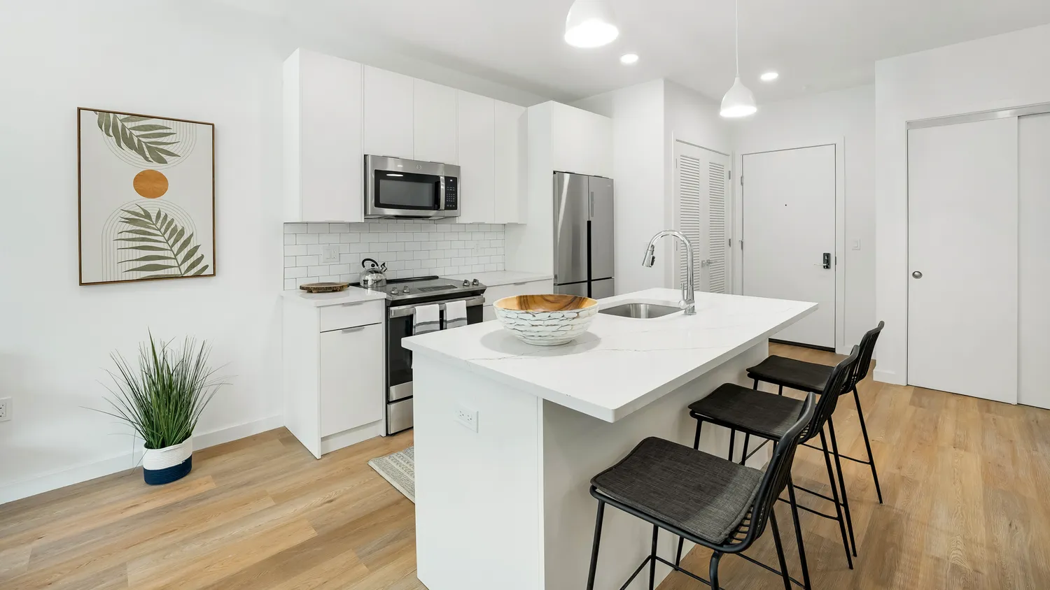 $3,361 | 803 South Avenue, Plainfield, NJ 07062