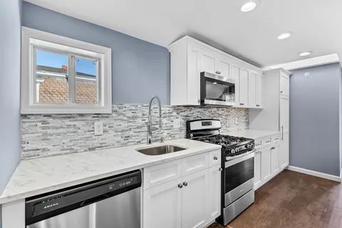 $650,000 | 167 Lexington Street, Unit 2, East Boston, MA 02128