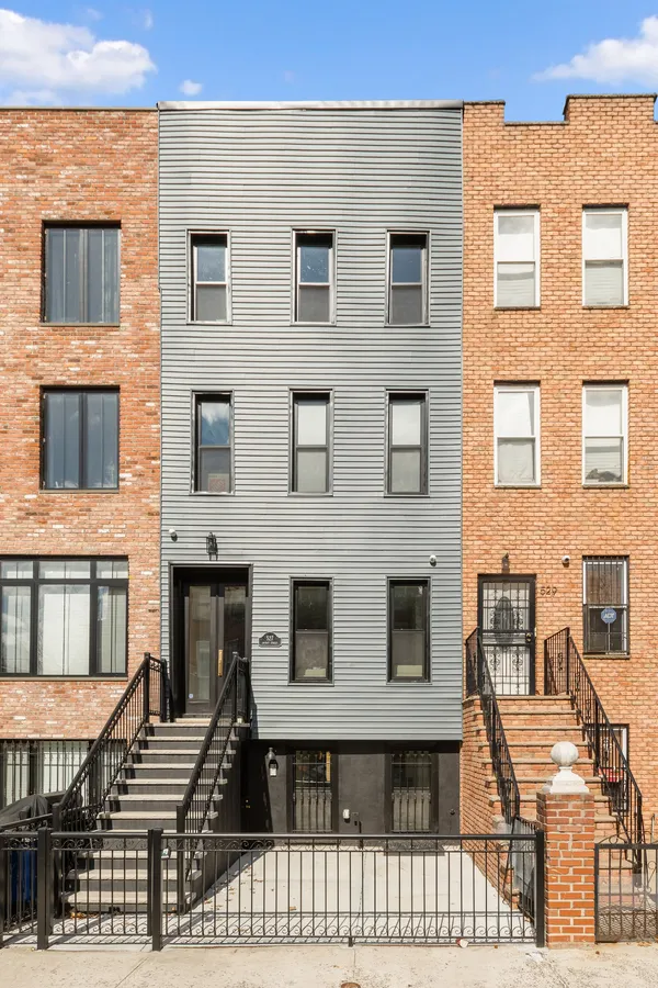 $3,050 | 527 Quincy Street, Unit 1 | Bedford-Stuyvesant