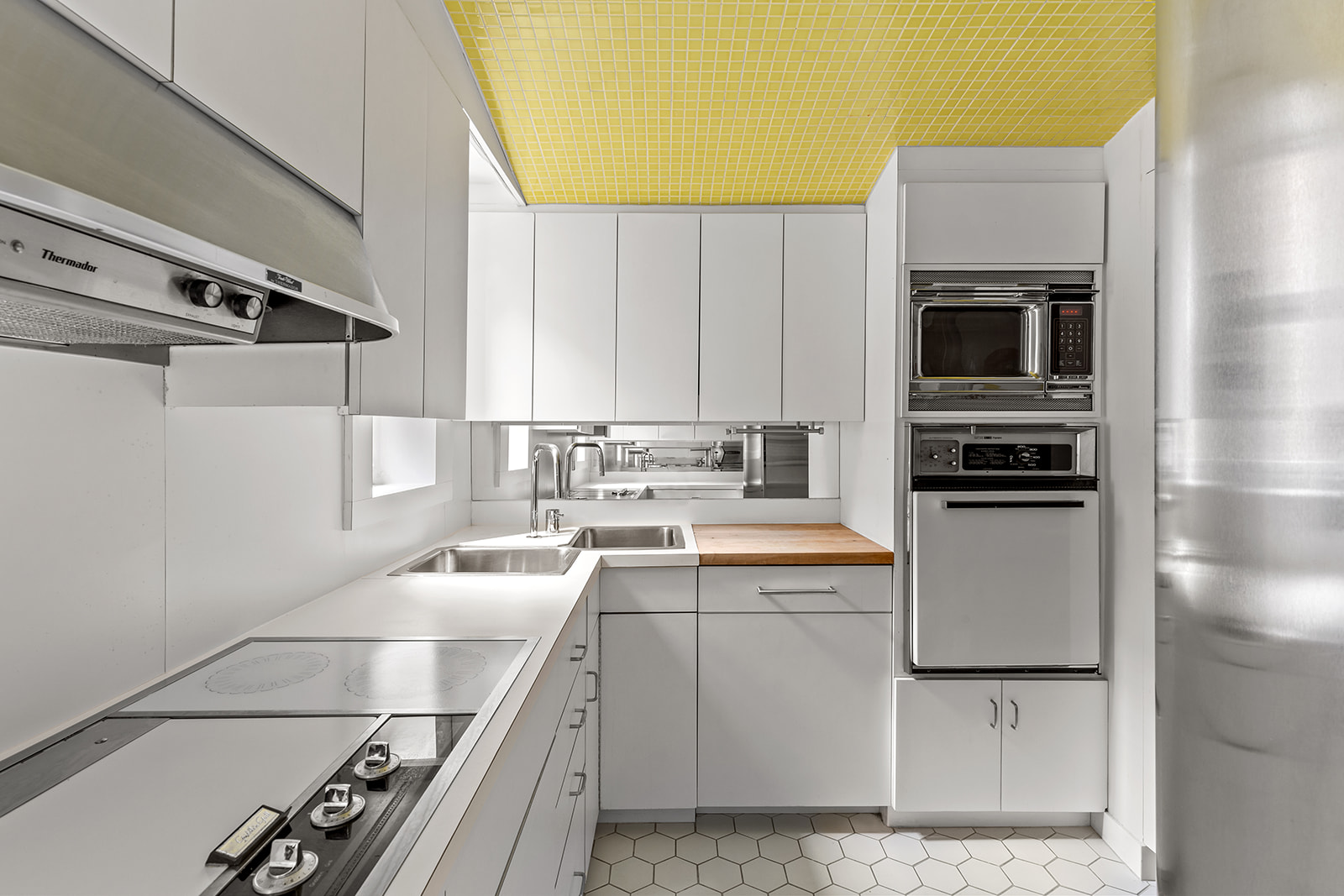 575 Park Avenue, Unit 1408 Manhattan, NY 10065 - Photo 3 of 9