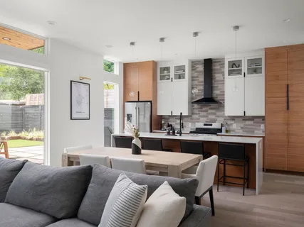 $1,250,000 | 3710 Manorwood Road, Austin, TX 78723