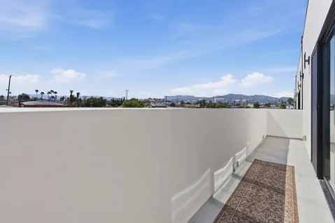 $899,000 | 4138 Normal Avenue, Los Angeles, CA 90029