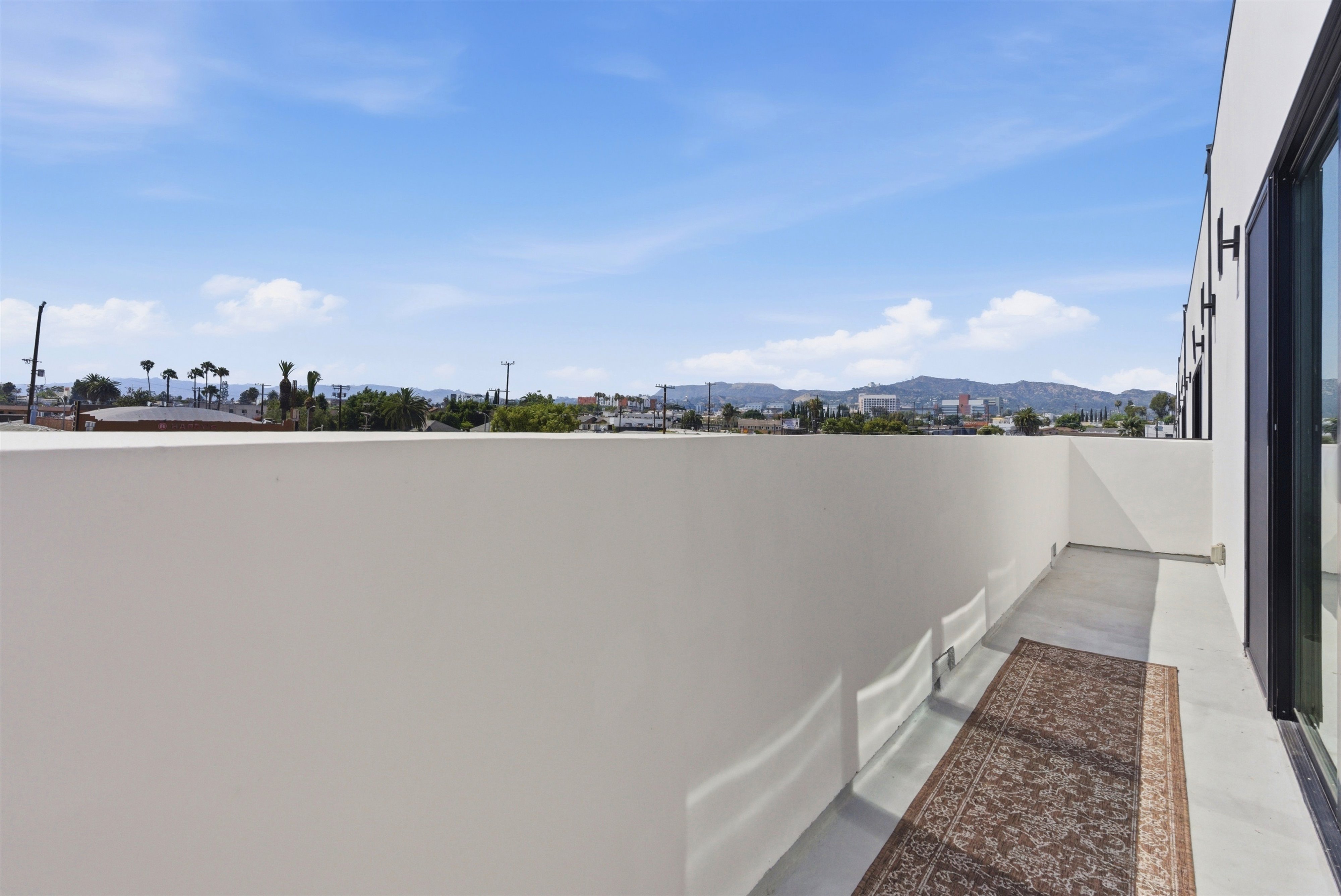 4138 Normal Avenue Los Angeles, CA 90029 - Photo 6 of 35