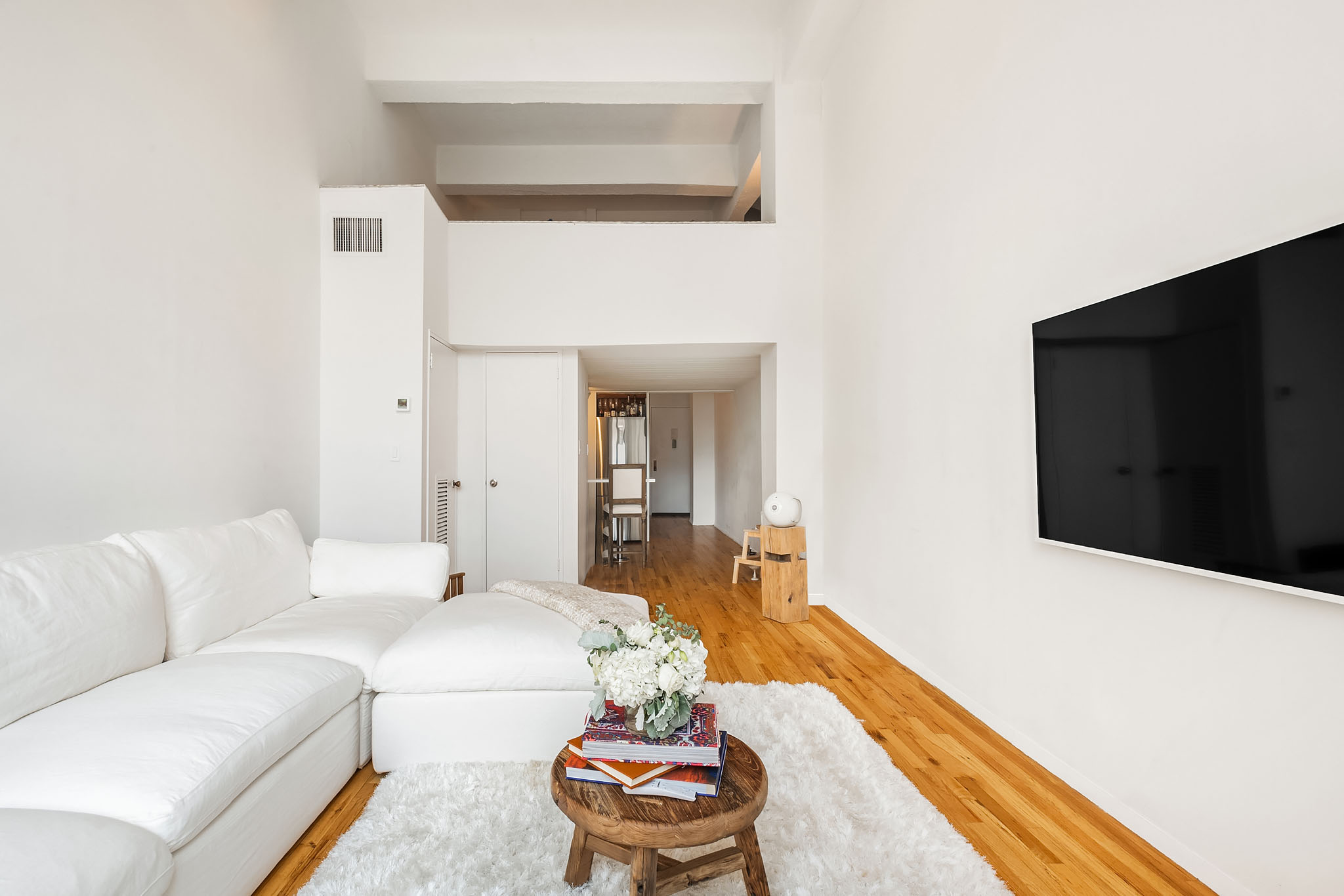 421 Hudson Street, Unit 515 Manhattan, NY 10014 - Photo 5 of 9