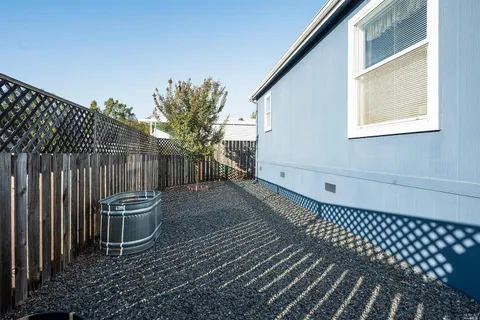 $295,000 | 600 Colonial Park Drive, Unit 600, Santa Rosa, CA 95403