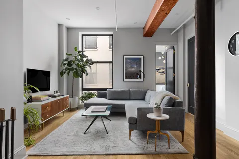 $1,450,000 | 426 West Broadway, Unit 3D | SoHo