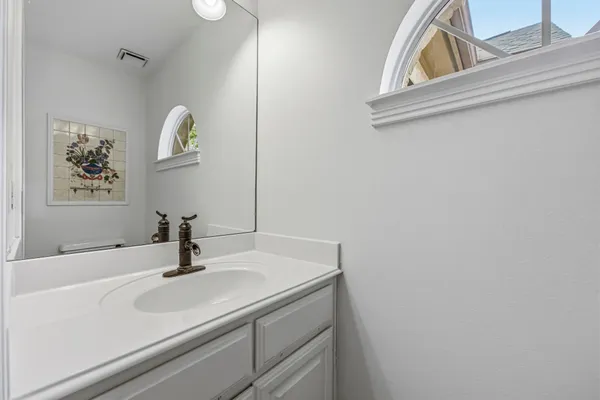 $635,000 | 3216 Lakeway Boulevard, Austin, TX 78734