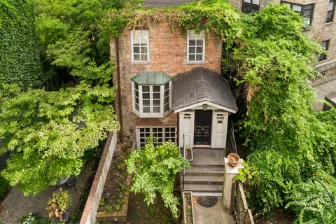 $5,495,000 | 10 Bedford Street | West Village