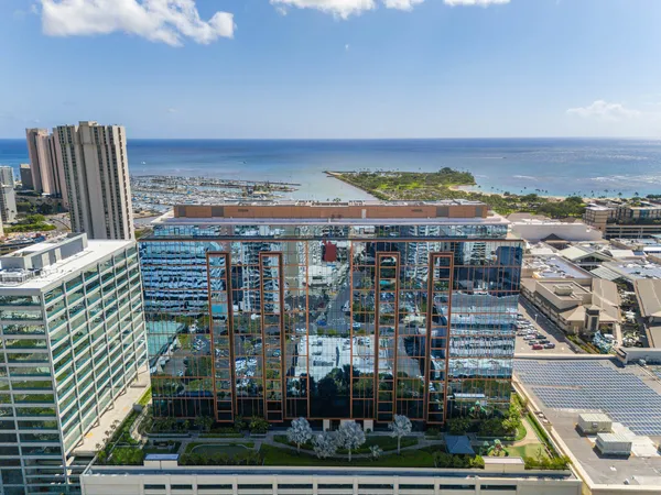 $3,495,000 | 1555 Kapiolani Boulevard, Unit 2002, Honolulu, HI 96814