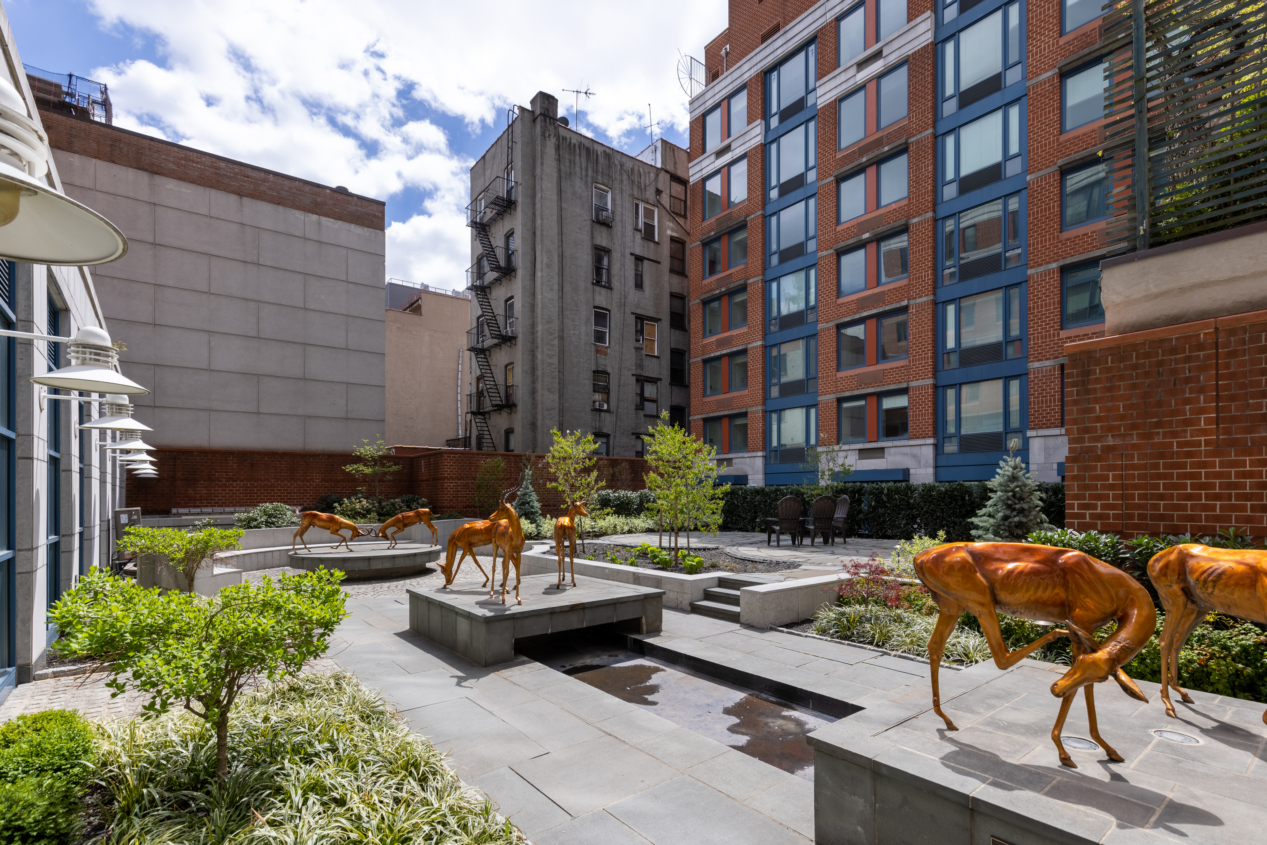 404 East 76th Street, Unit 2N Manhattan, NY 10021 - Photo 11 of 14 Gallery Image 11