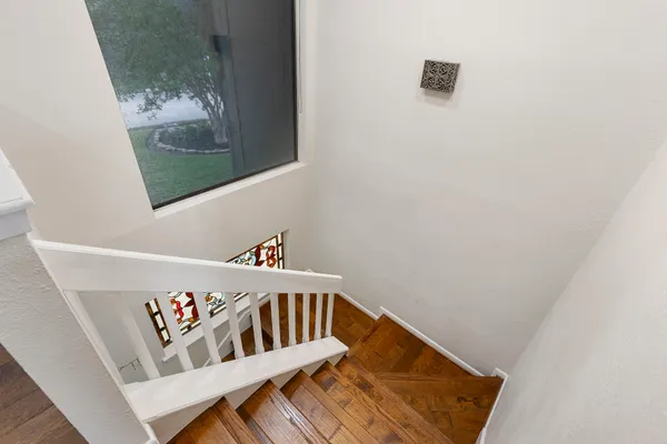 $449,000 | 3930 Knollcrest Drive, Montgomery, TX 77356