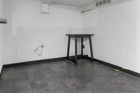 $550,000 | 5464 Gravois Avenue, St. Louis, MO 63116