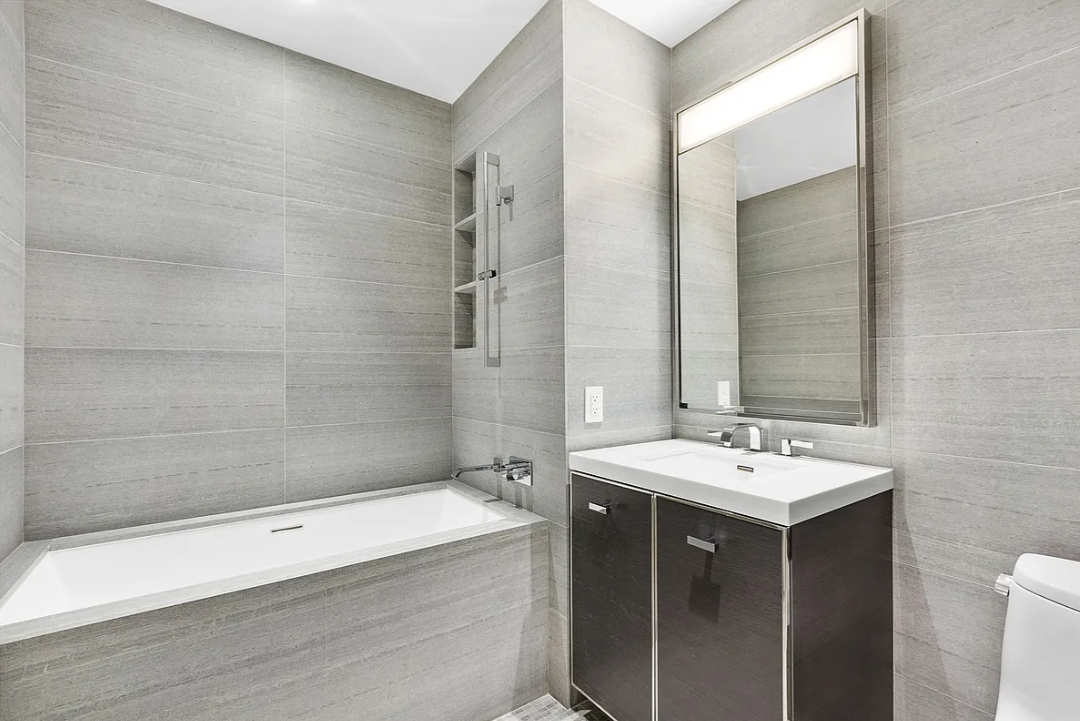 252 South Street, Unit 17F Manhattan, NY 10002 - Photo 10 of 30