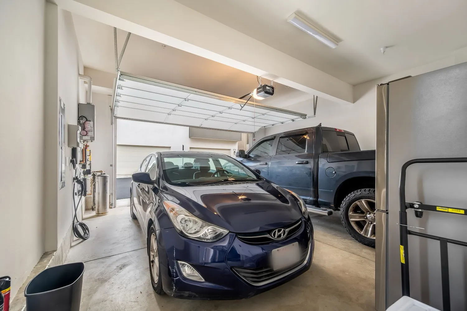 $905,000 | 27525 Illumination Court, Valencia, CA 91381