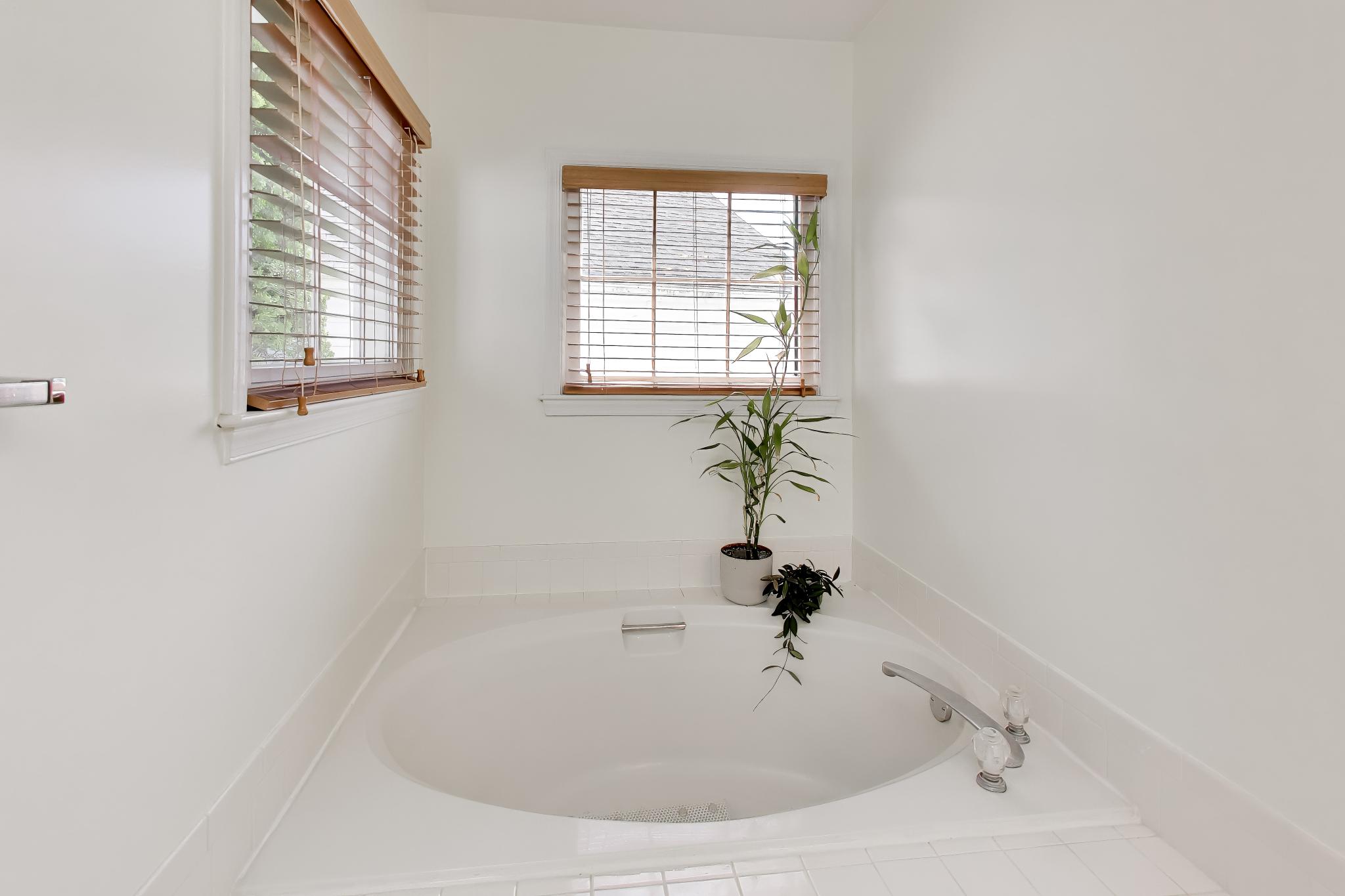 2421 Pondside Terrace Silver Spring, MD 20906 - Photo 23 of 53