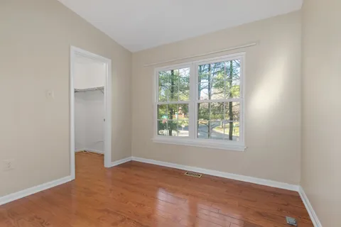 $615,328 | 2 Hugo Court, Silver Spring, MD 20906