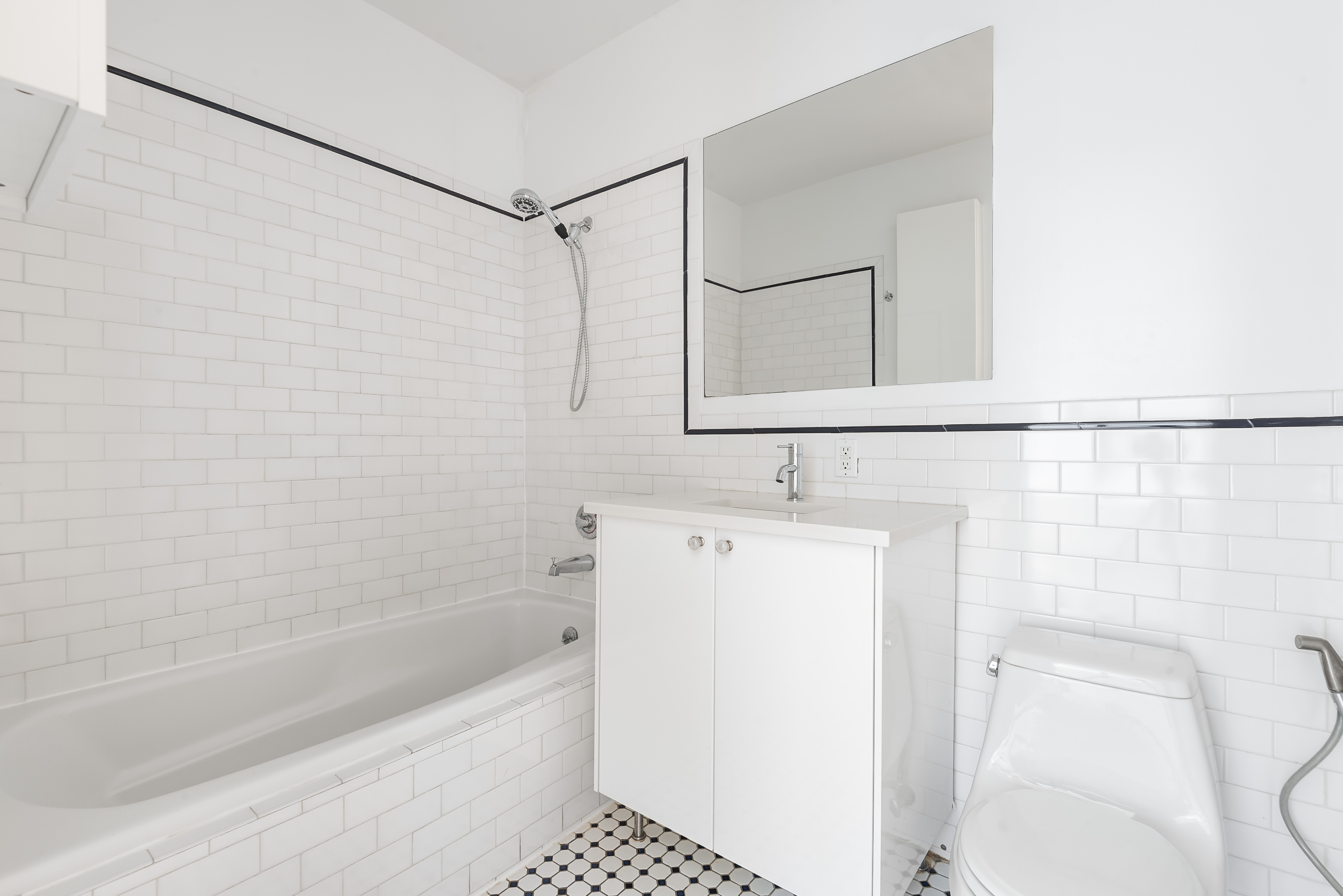 250 South 2nd Street, Unit 4B Brooklyn, NY 11211 - Photo 7 of 10
