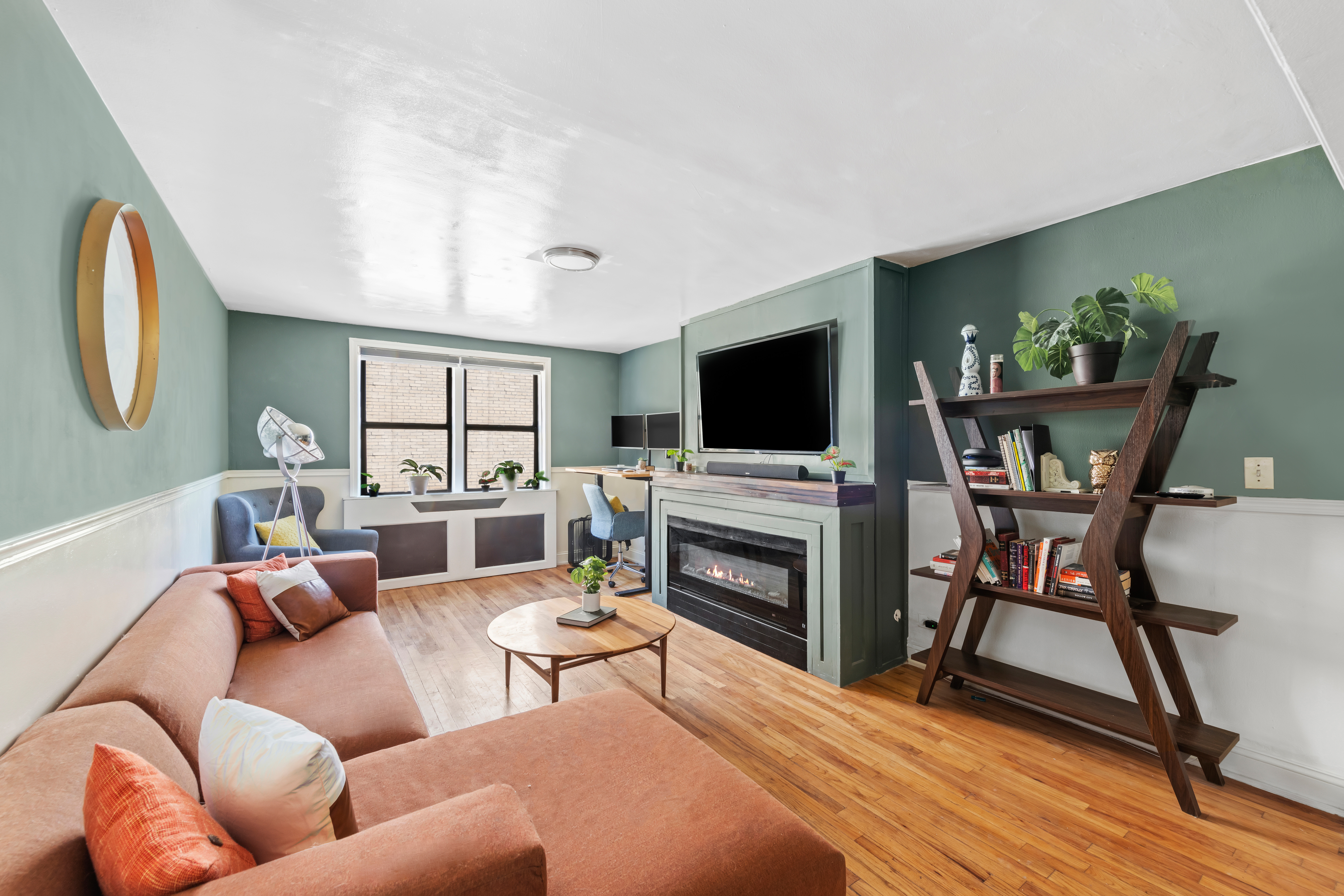 2866 Marion Avenue, Unit 5J Bronx, NY 10458 - Photo 1 of 9