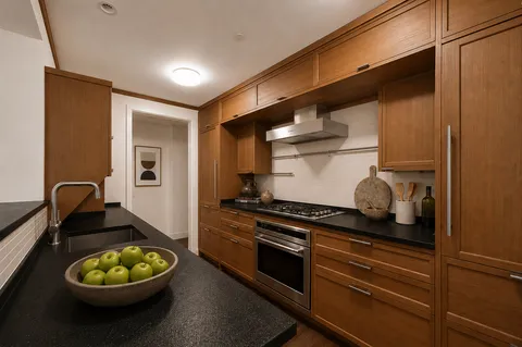 $3,695,000 | 177 9th Avenue, Unit 3K | Chelsea