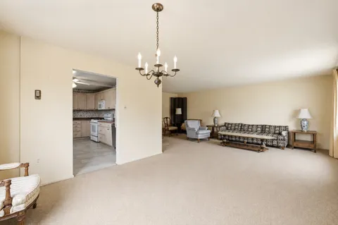 $485,000 | 5301 Westbard Circle, Unit 334, Bethesda, MD 20816