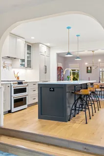 $1,100,000 | 909 East 50th Street, Austin, TX 78751