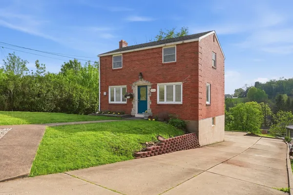 $250,000 | 3905 Mt Troy Road, Pittsburgh, PA 15212
