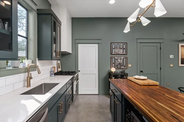 $600,000 | Mansell Avenue, Austin, TX 78702