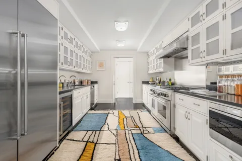 $19,950,000 | 150 West 12th Street, Unit 3W | West Village