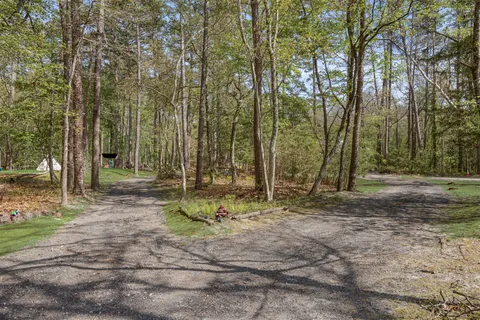 Contact Agent | 863 McKendimen Road, Shamong, NJ 08088