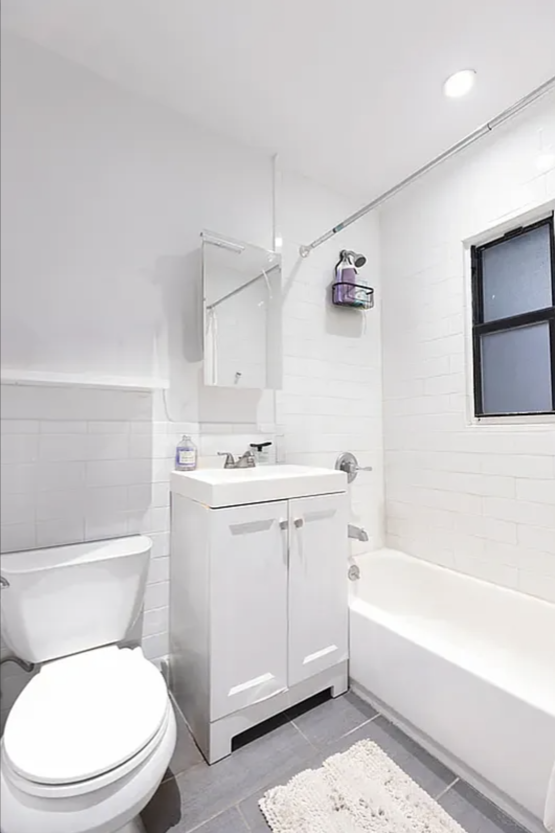 1582 York Avenue, Unit 4A Manhattan, NY 10028 - Photo 3 of 9