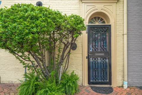 $1,249,000 | 228 South Alfred Street, Alexandria, VA 22314