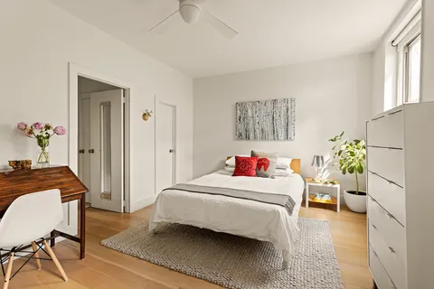 $900,000 | 692 President Street, Unit 2 | Park Slope