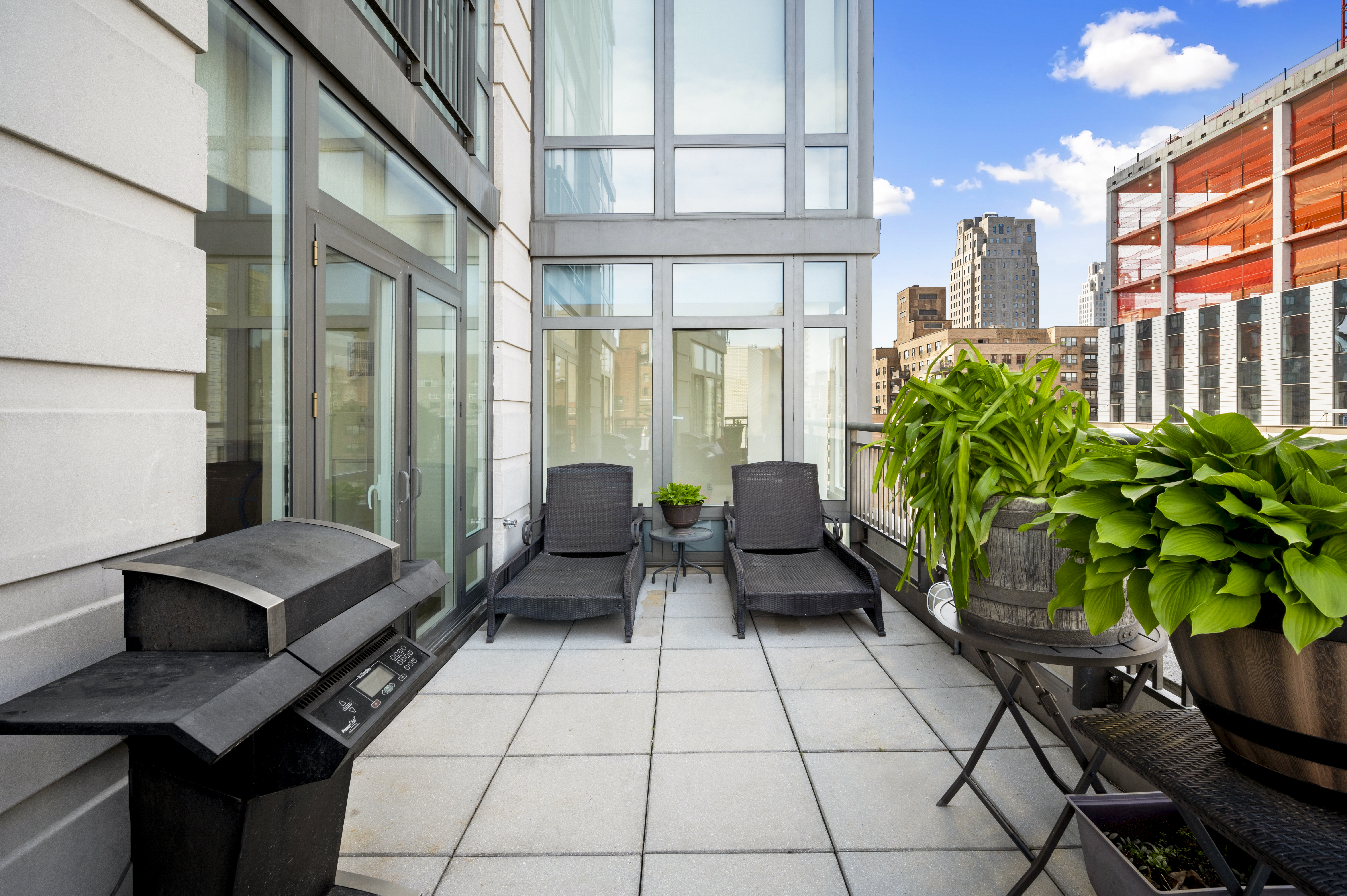 408 East 79th Street, Unit 16B Manhattan, NY 10075 - Photo 15 of 16 a view of yard with seating area