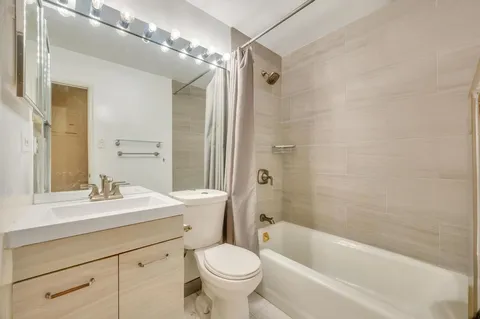 $750,000 | 222 West 14th Street, Unit 3L | West Village