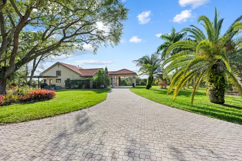 $2,300,000 | 18950 Southwest 59th Street, Southwest Ranches, FL 33332