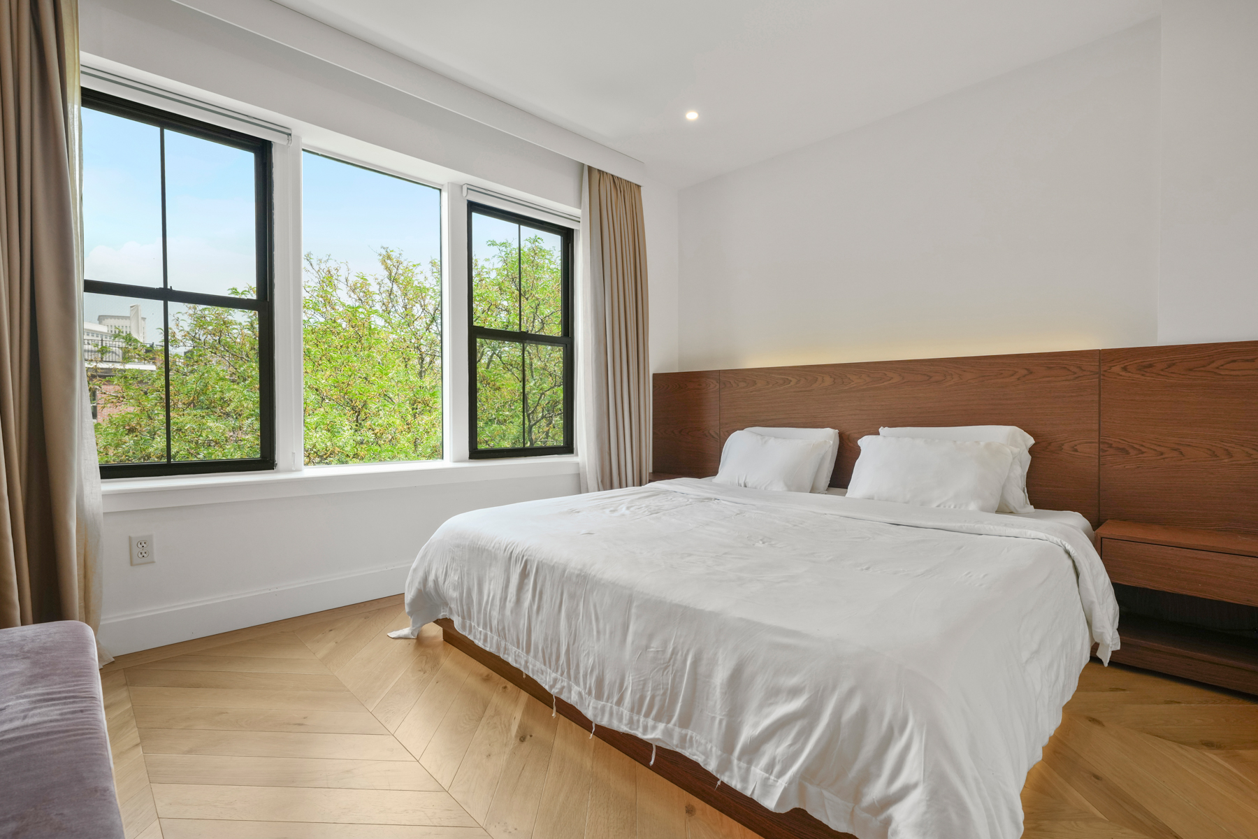 17 Braddock Park, Unit 3 Boston, MA 02116 - Photo 11 of 24