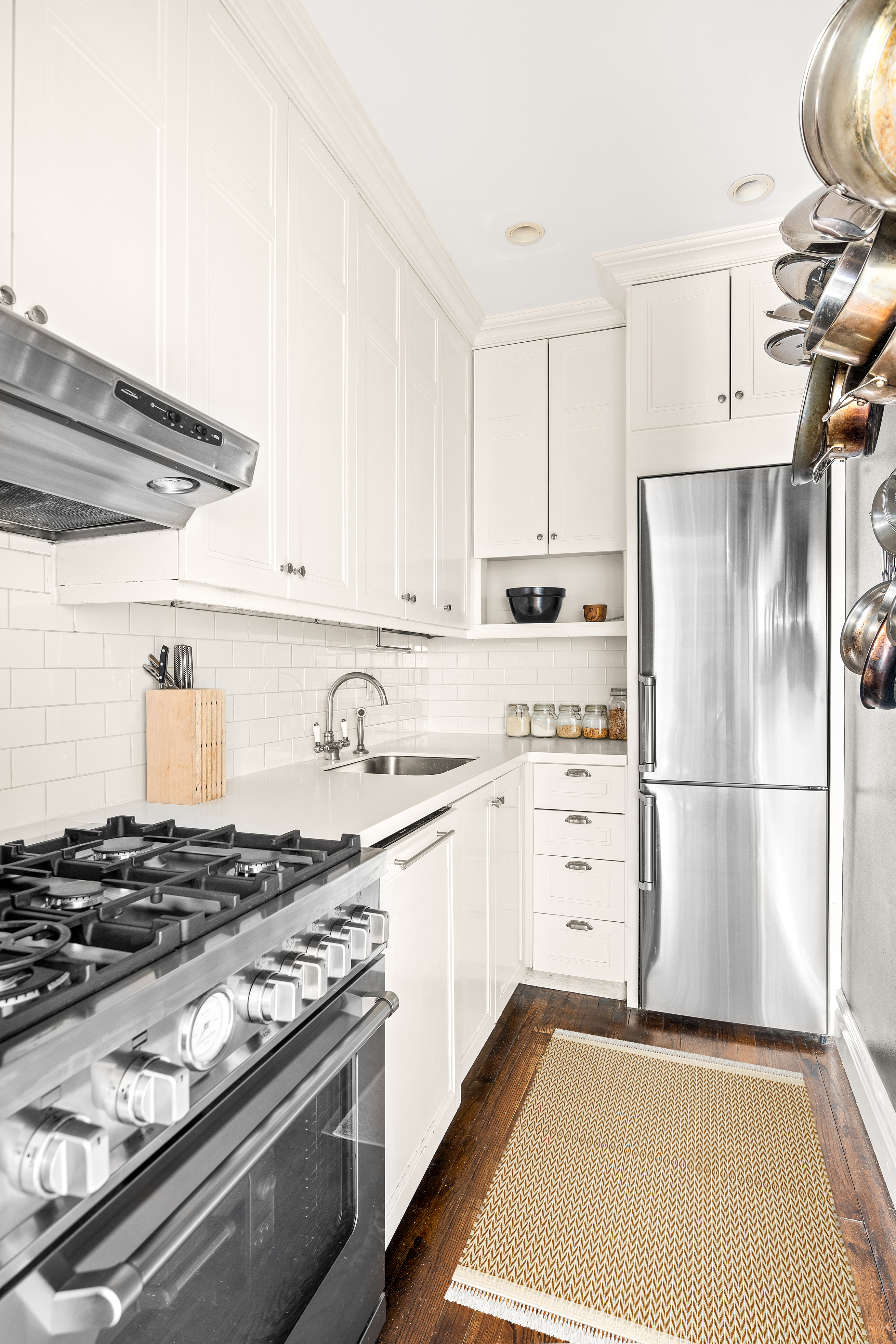 321 Clinton Avenue, Unit 9 Brooklyn, NY 11205 - Photo 7 of 14