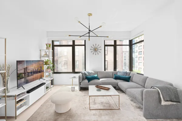 $11,000 | 212 West 95th Street, Unit 4A | Upper West Side