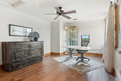 $3,989,999 | 808 Rivercliff Drive, Spicewood, TX 78669