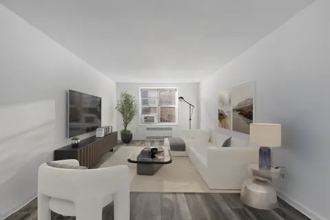 $570,000 | 42-25 80th Street, Unit 2N | Elmhurst